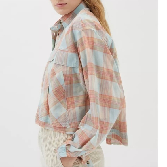 Urban Outfitters BDG Plaid Cotton Button Up Easter Boxy Cropped Shirt Blue Red - Picture 2 of 15